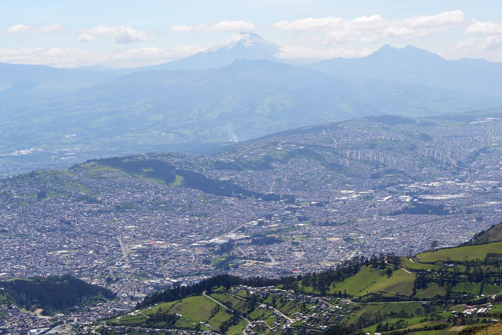 407   Quito